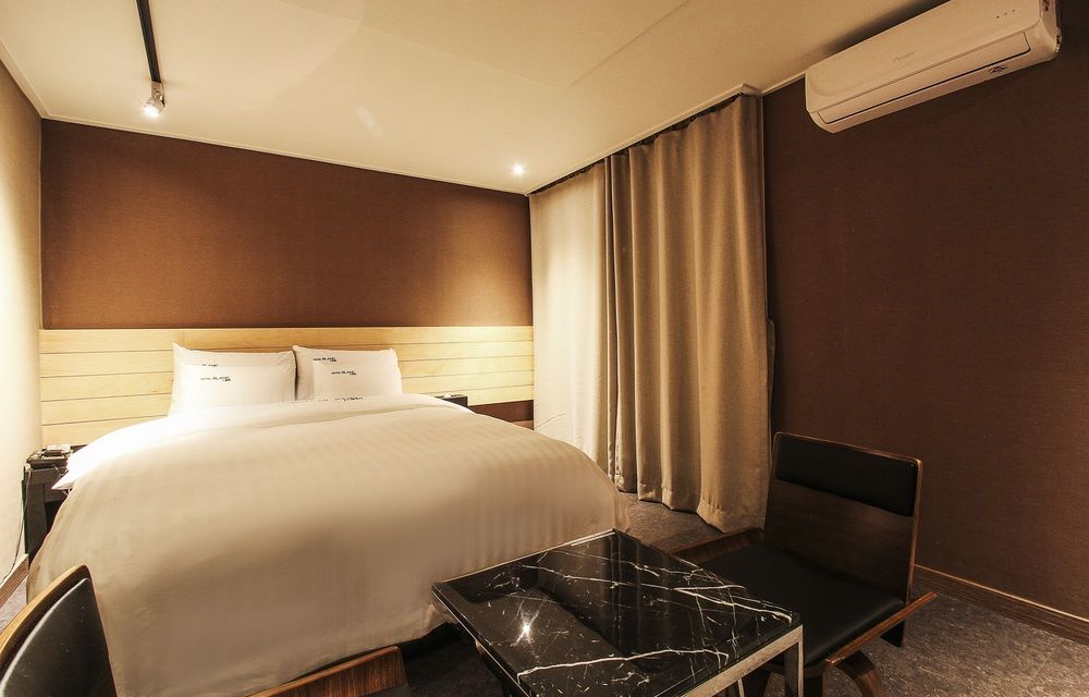 Gangnam Blanc Motel Seoul Bagian luar foto